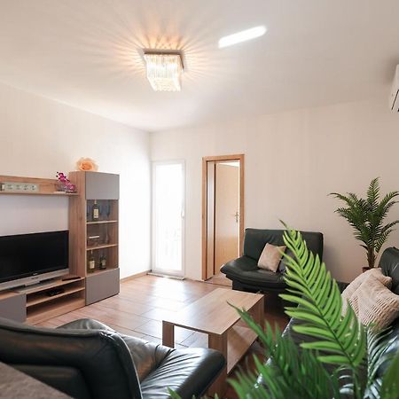 Apartments Miky 沃希 外观 照片