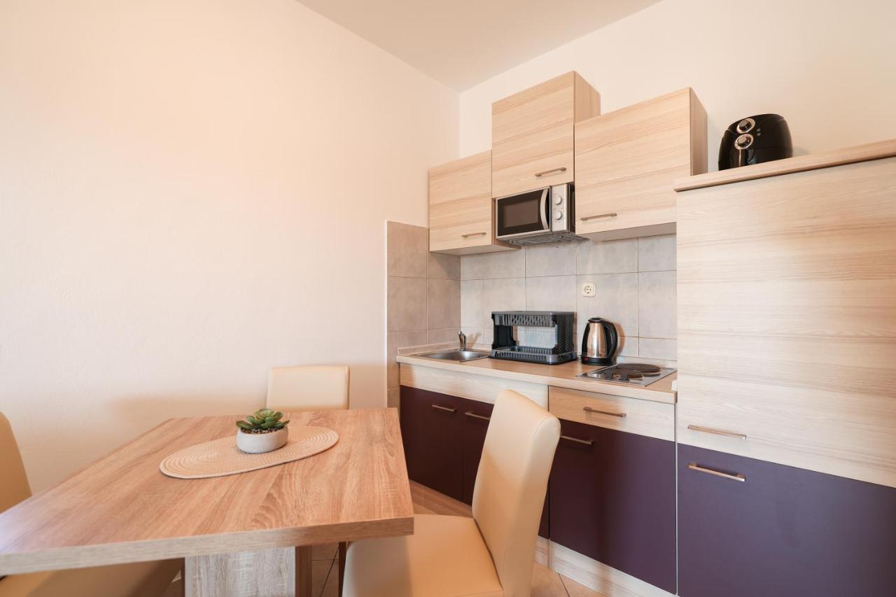 Apartments Miky 沃希 外观 照片
